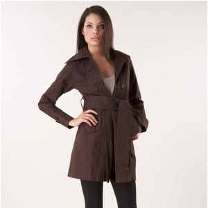 Lucca Open Trench Coat in Brown
